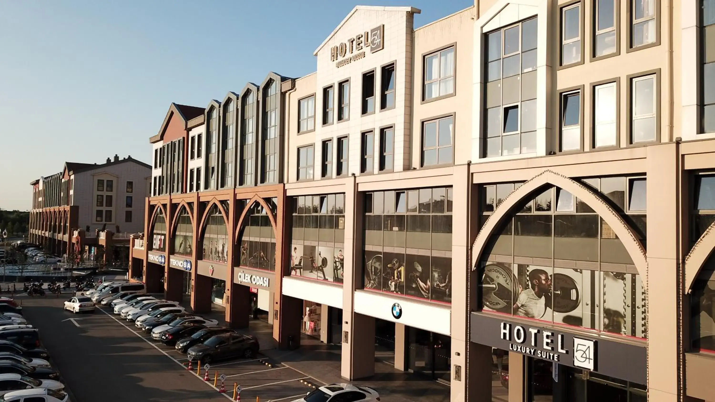 Hotel54